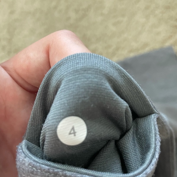 Lululemon leggings - Picture 4 of 4